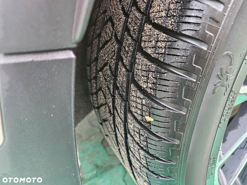 Mercedes-Benz GLC - 11