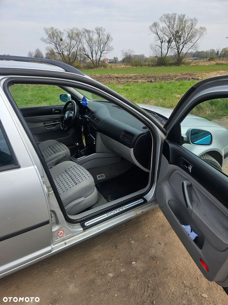 Volkswagen Bora Variant 1.9 TDI - 12