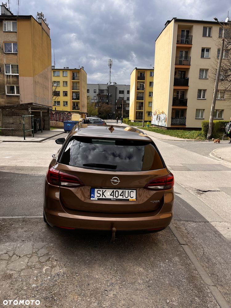 Opel Astra 1.4 T Elite S&S - 21