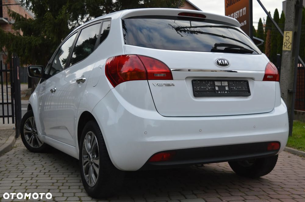 Kia Venga 1.4 CVVT Titanium Collection - 20