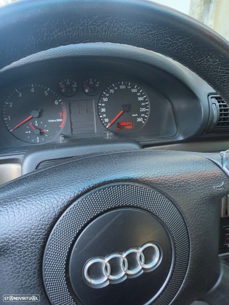 Audi A4 Avant 1.6 Confort - 10