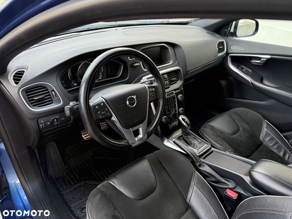 Volvo V40 D2 Drive-E Summum - 31