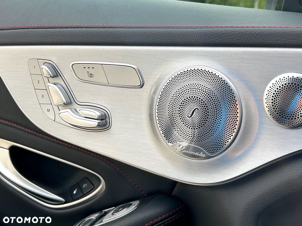 Mercedes-Benz Klasa C AMG 43 4Matic 9G-TRONIC - 31