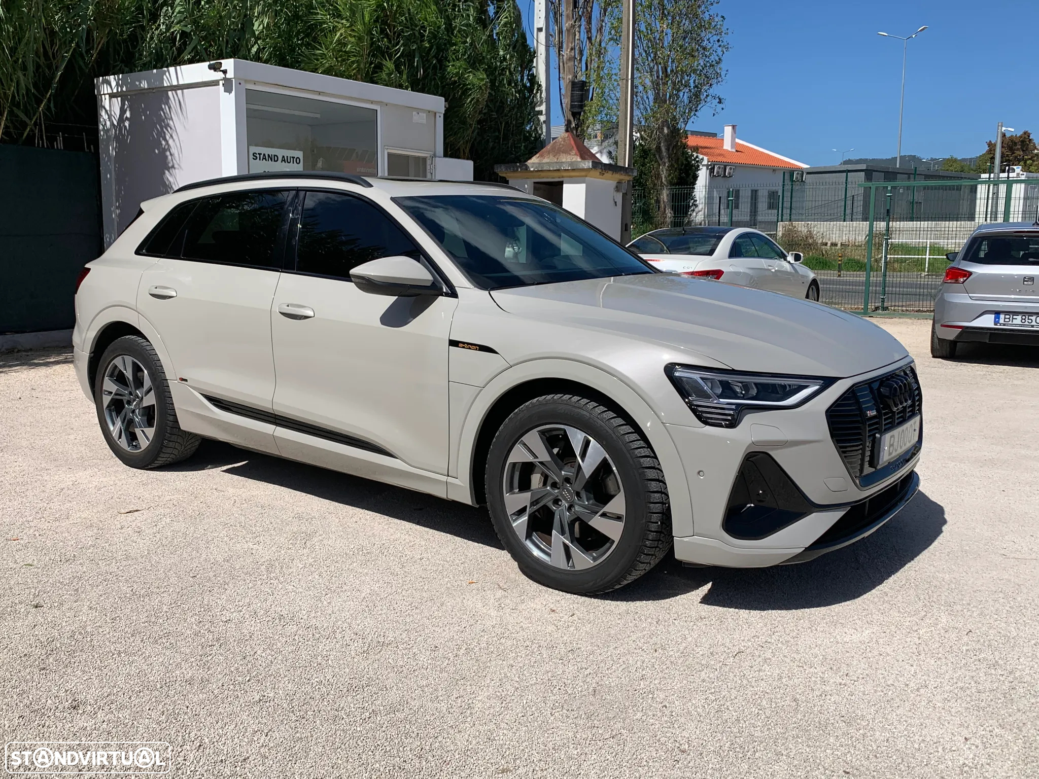 Audi e-tron 50 quattro S line - 27