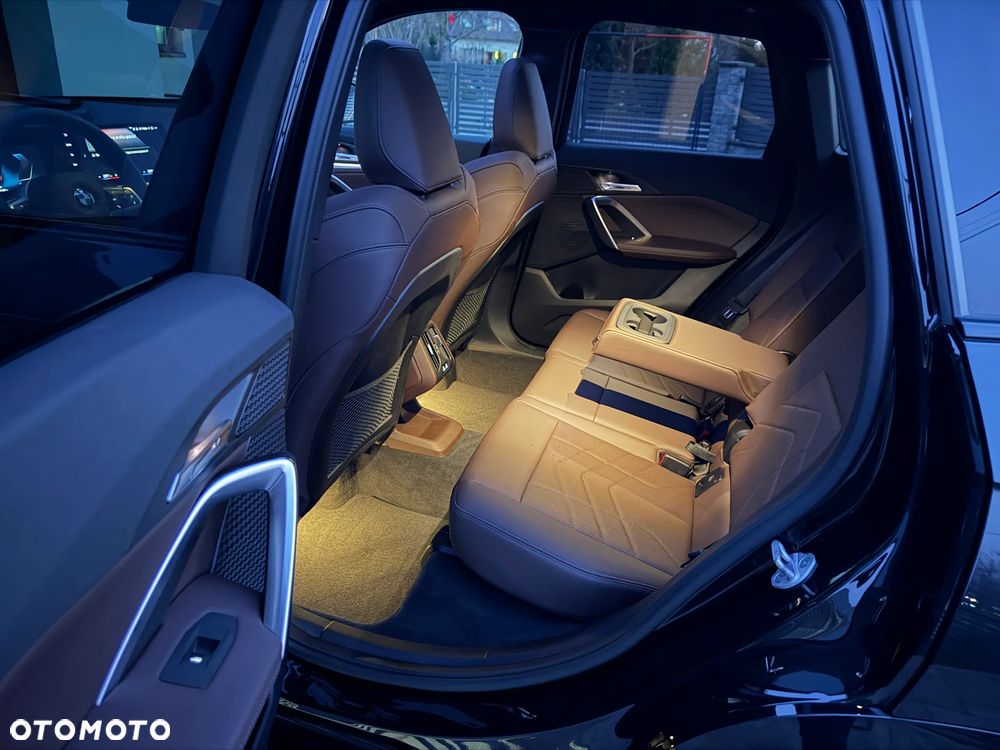 BMW X1 sDrive18d Business Edition sport - 32