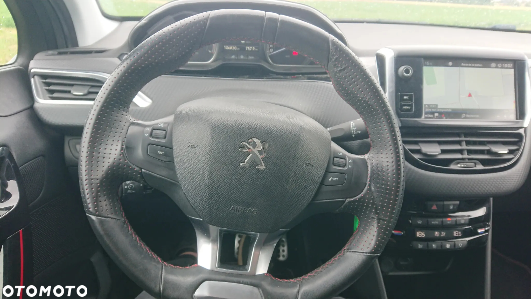 Peugeot 2008 PureTech 110 Stop&Start GT-Line Edition - 36
