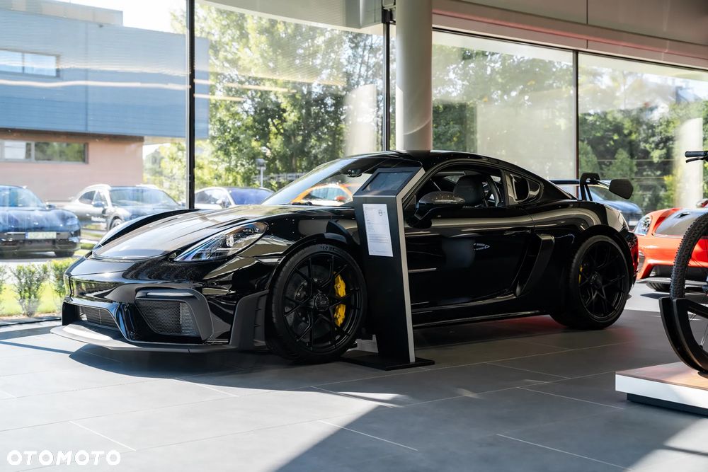 Porsche 718 Cayman GPF GT4 RS PDK - 1