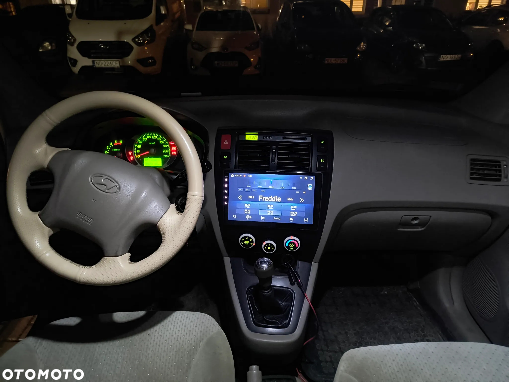 Hyundai Tucson 2.0 CRDi Active - 5