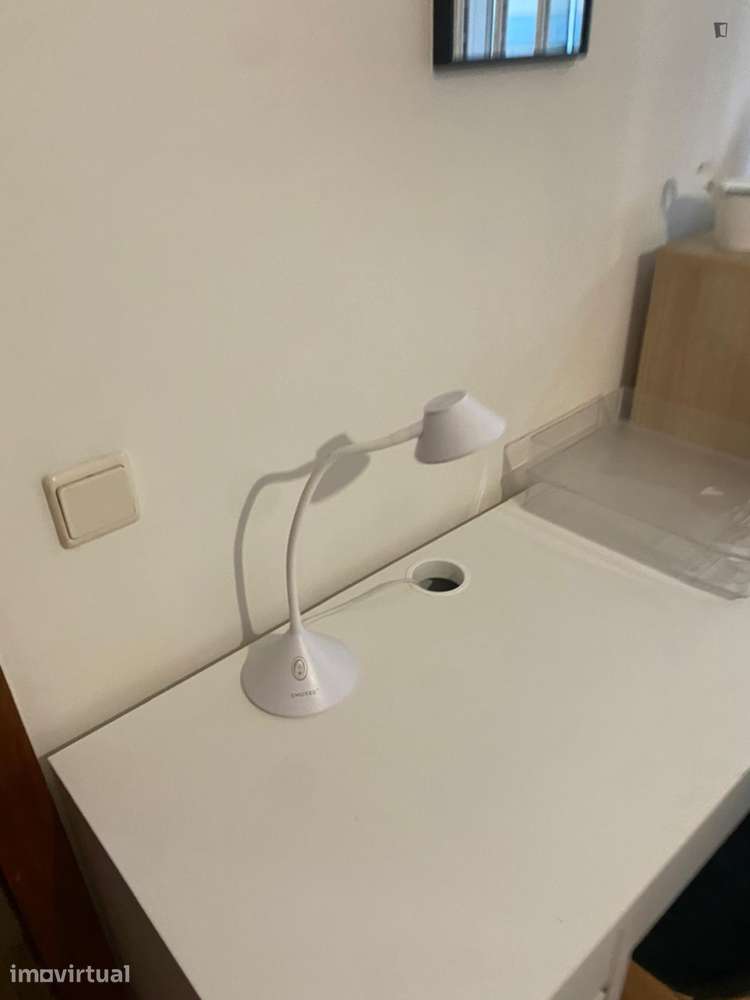 Apartamento com 1 quartos - localizado em Paranhos Porto - Grande imagem: 4/20