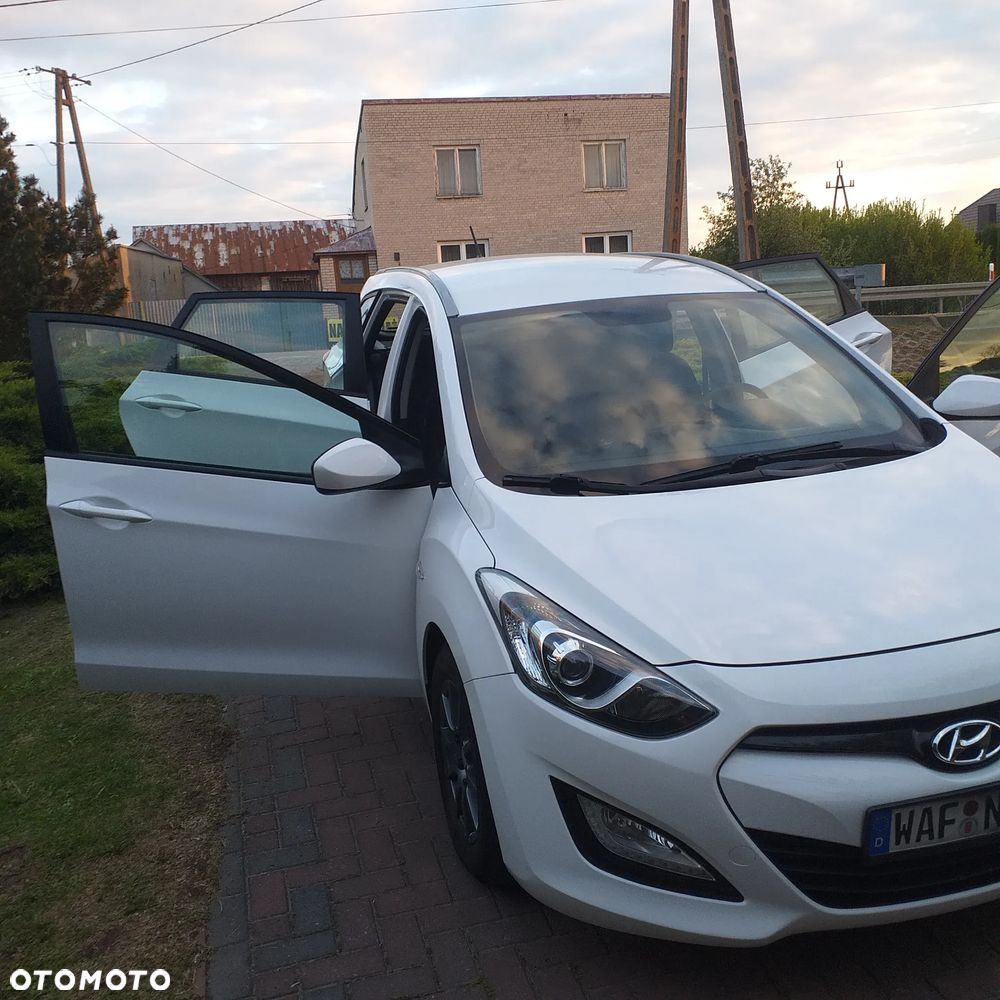 Hyundai i30 1.4 Classic - 9