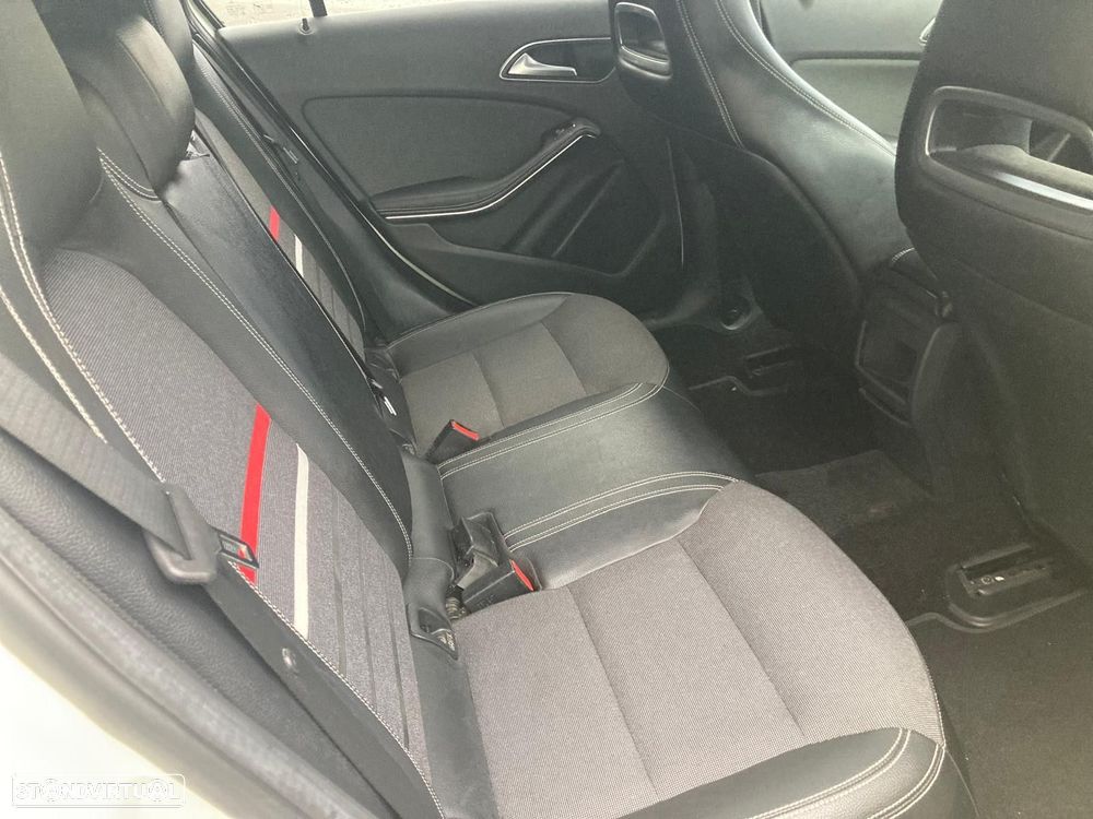 Mercedes-Benz A 180 - 13