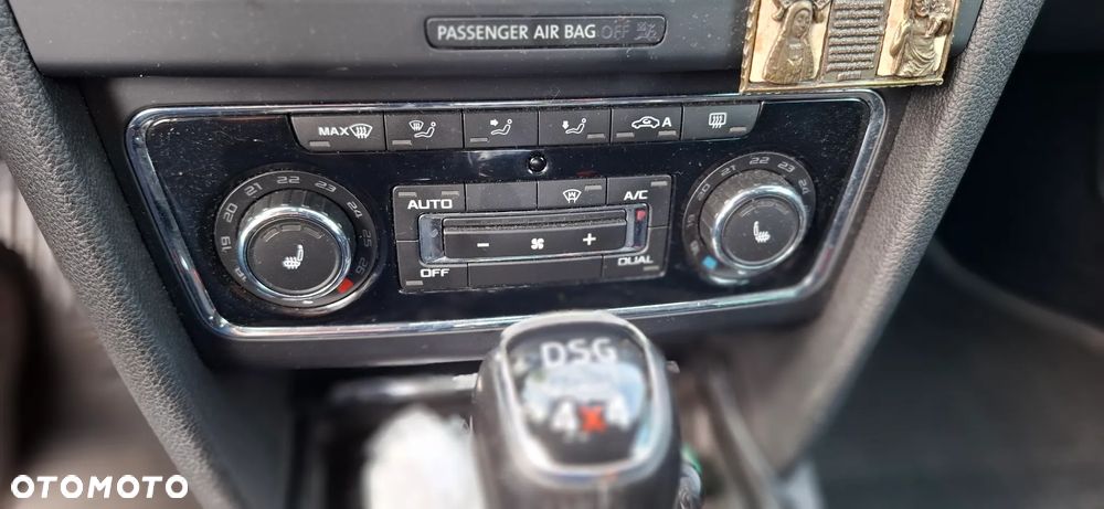 Skoda Superb 2.0 TDI 4x4 Ambition DSG - 9