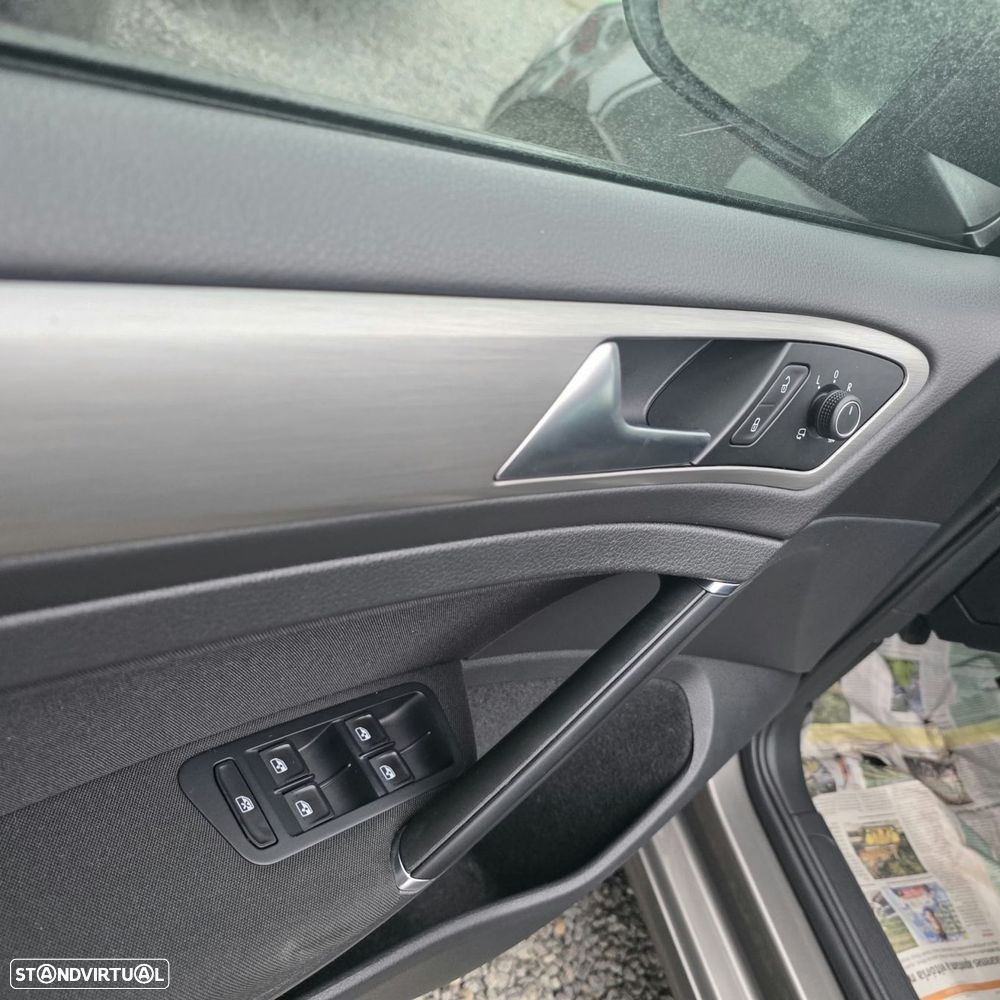 VW Golf Variant 1.6 TDi GPS Edition - 18