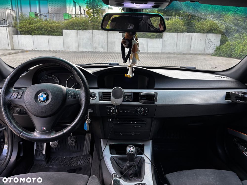 BMW Seria 3 320d - 8