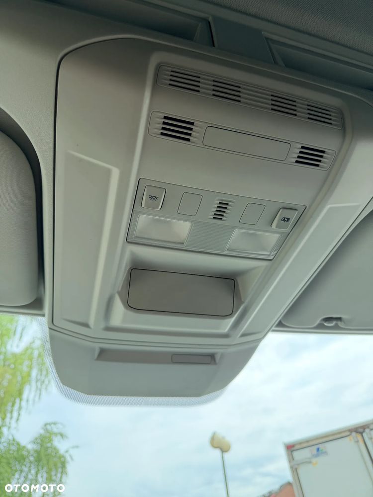 Volkswagen Crafter - 13
