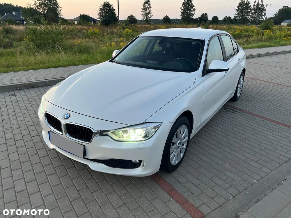 BMW Seria 3 316i Sport Line - 9