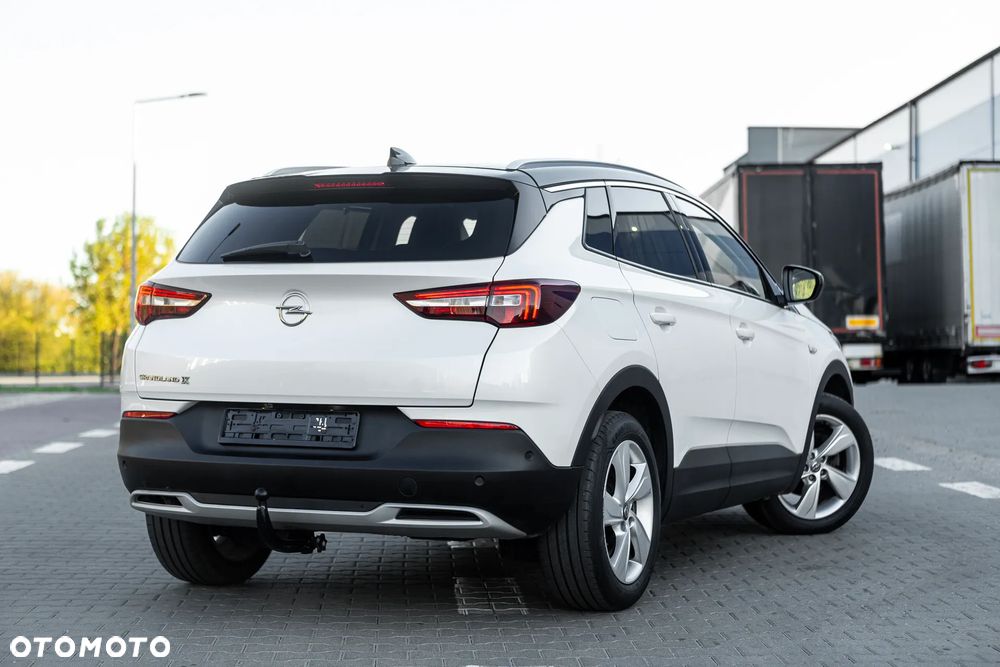 Opel Grandland X - 18