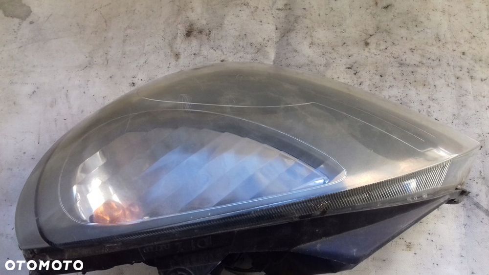 LAMPA LEWY PRZÓD PRZEDNIA RENAULT CLIO II LIFT 01- - 2