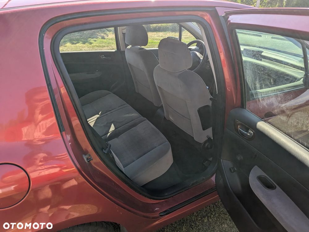 Peugeot 307 1.6 - 13