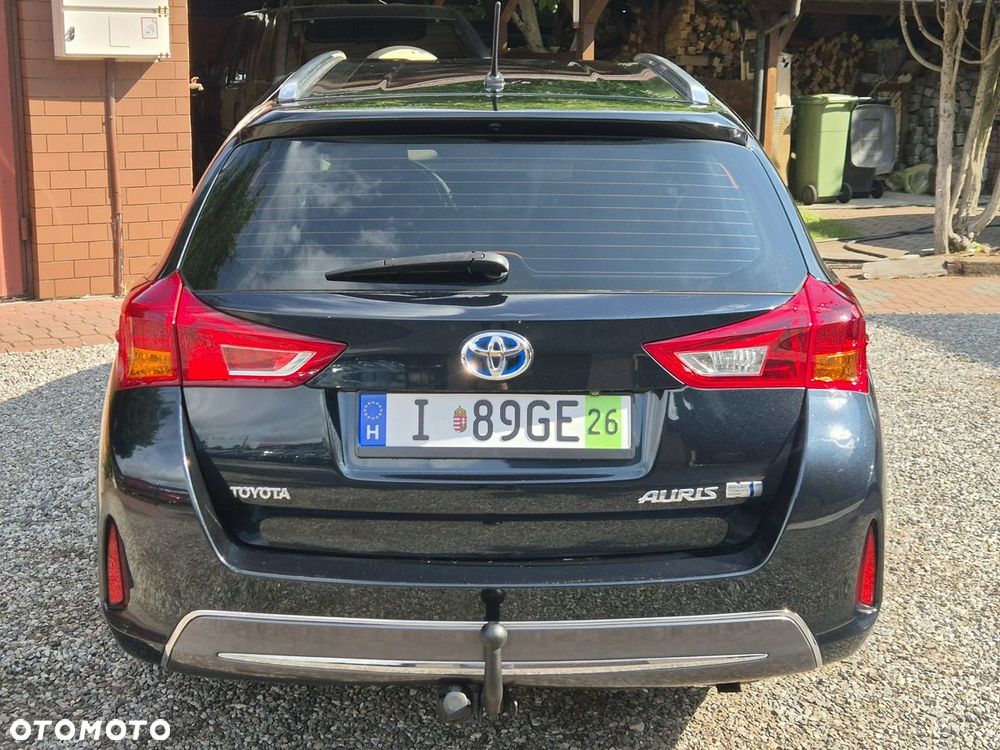 Toyota Auris - 5