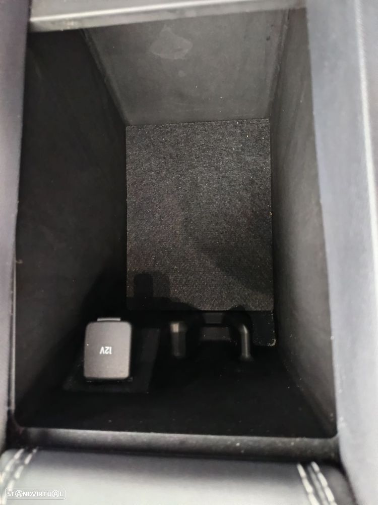 Ford Mustang Mach-E Standard - 42