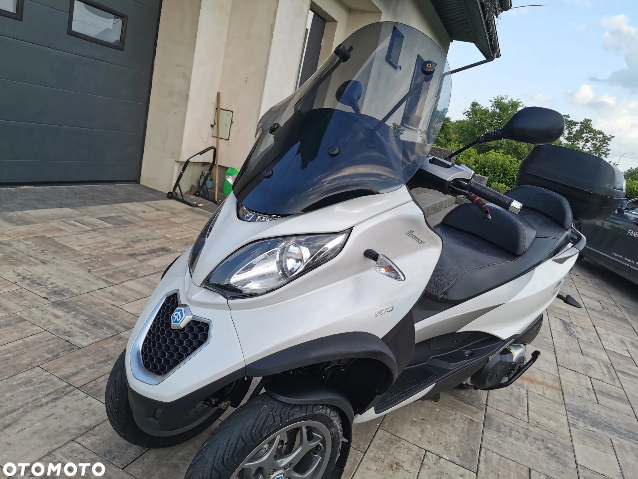 Piaggio MP-3 - 13