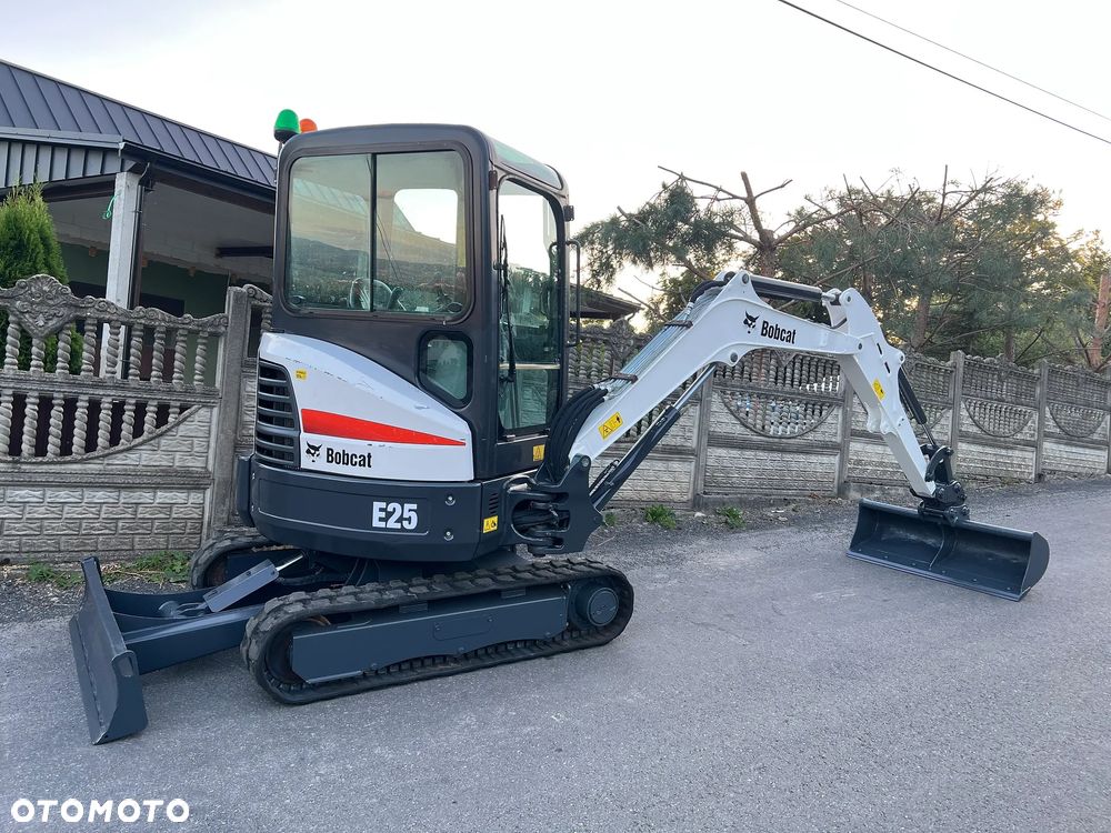 Bobcat E25 * Mini Koparka * BOBCAT * Zerowy Obrys * 3 Tony * Stan IDEALNY * - 13