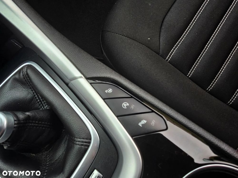 Ford Mondeo 2.0 TDCi Titanium - 38