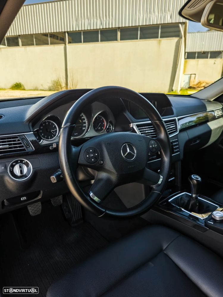 Mercedes-Benz E 250 CDi Avantgarde BlueEfficiency - 5