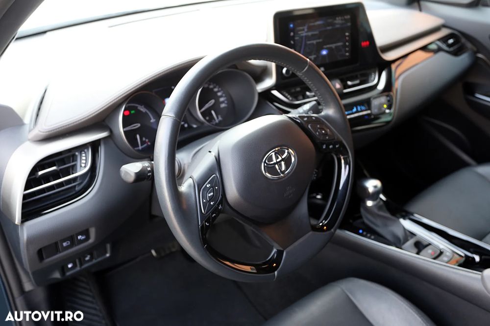 Toyota C-HR 2.0 HSD 184 CP 4x2 CVT C-lassy bi-tone - 10
