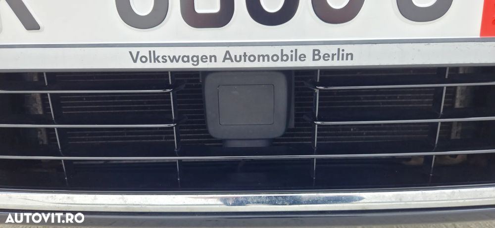 Volkswagen e-Golf - 11