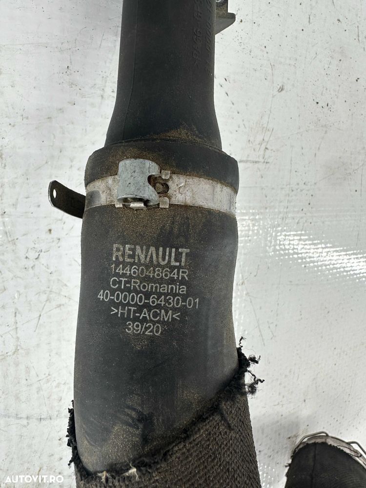 Dezmembrari Dacia-Furtun intercooler Dacia Duster 1.0 cod 144604864R - 2