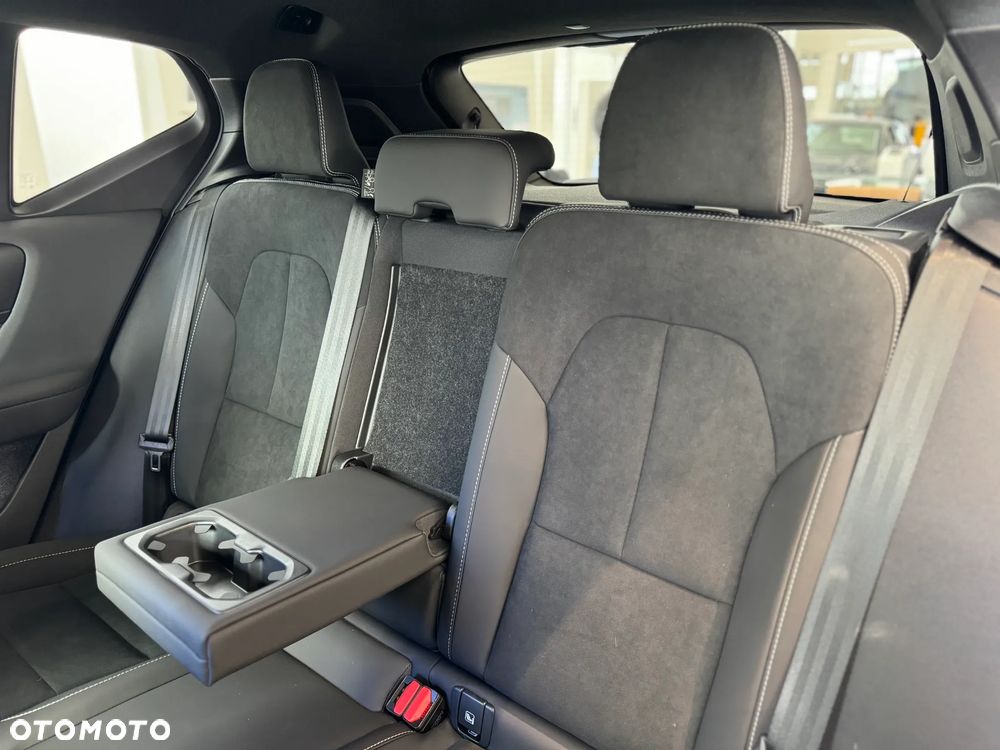 Volvo XC 40 73kWh Recharge Plus - 11