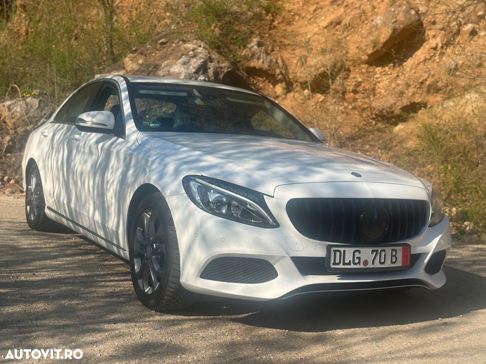 Mercedes-Benz C 220 CDI DPF Automatik BlueEFFICIENCY Avantgarde - 1