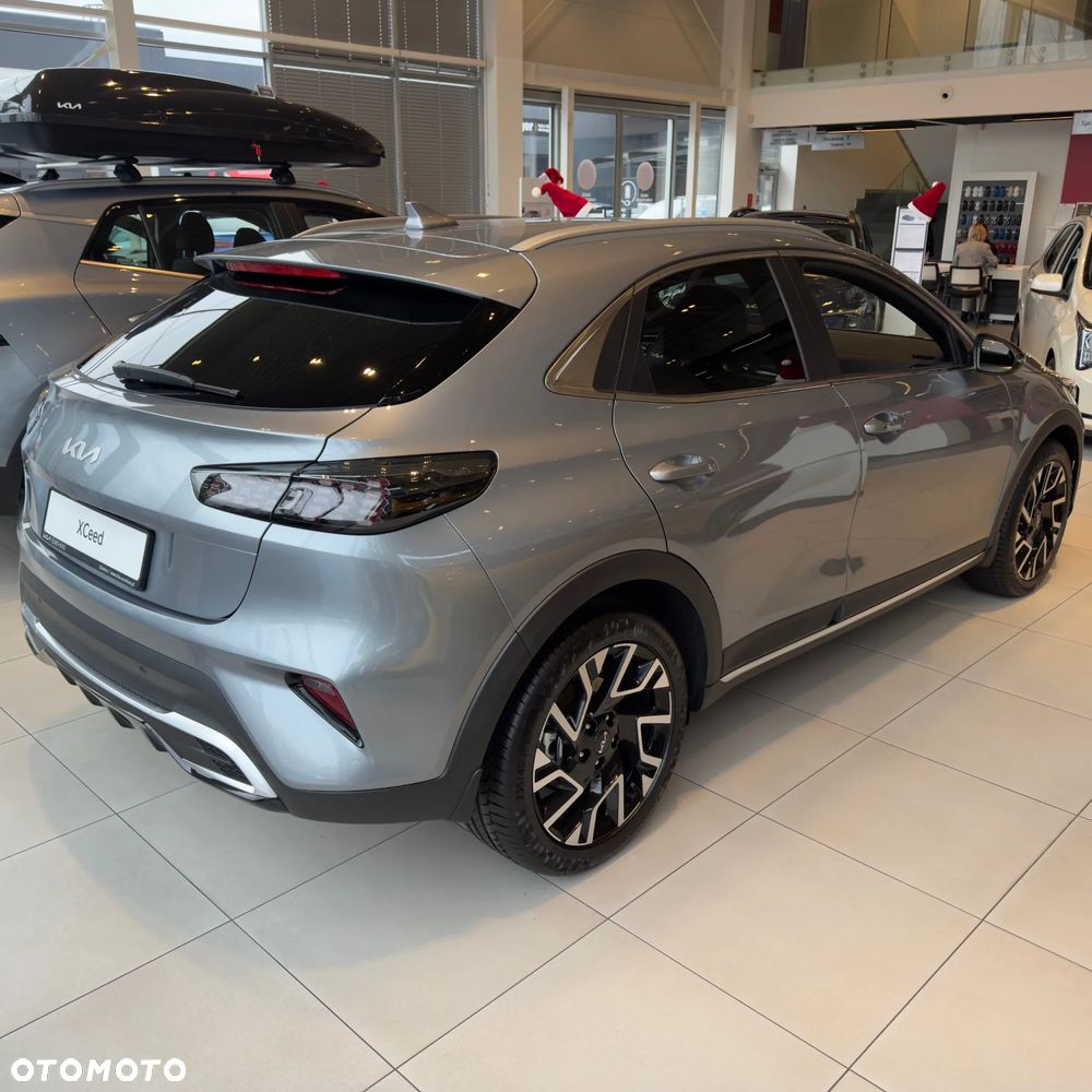 Kia XCeed 1.6 T-GDI Tribute DCT - 4