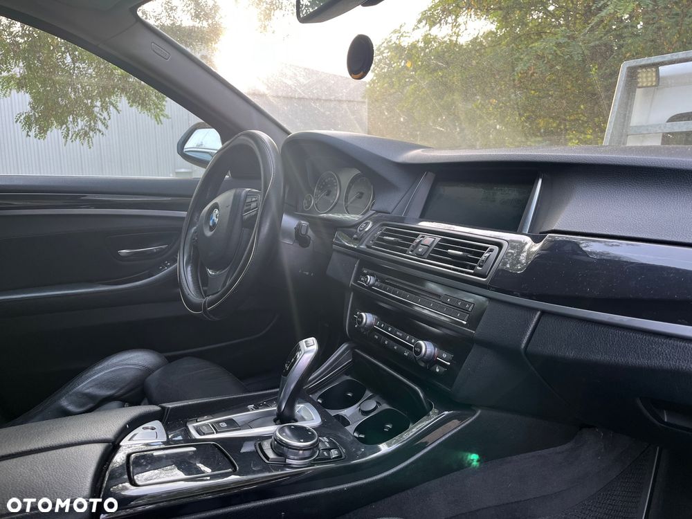 BMW Seria 5 - 12