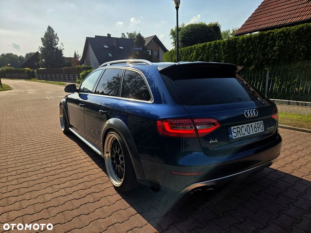 Audi A4 Allroad 2.0 TDI Quattro S tronic - 4