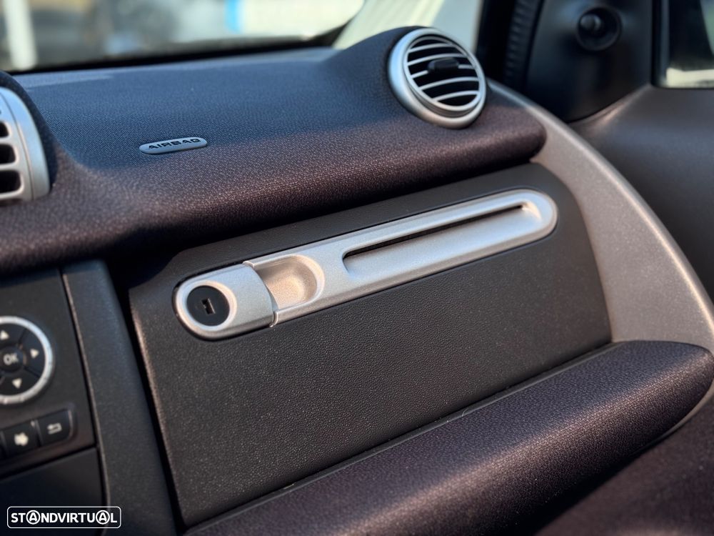 Smart ForTwo Coupé cdi softouch passion dpf - 13