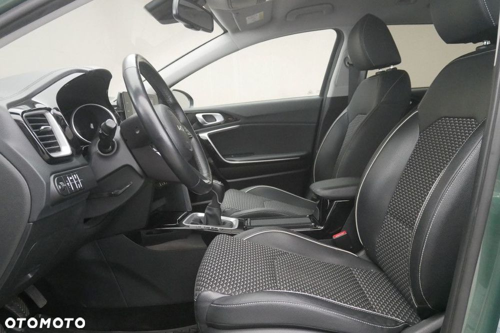 Kia Ceed 1.5 T-GDI L - 12