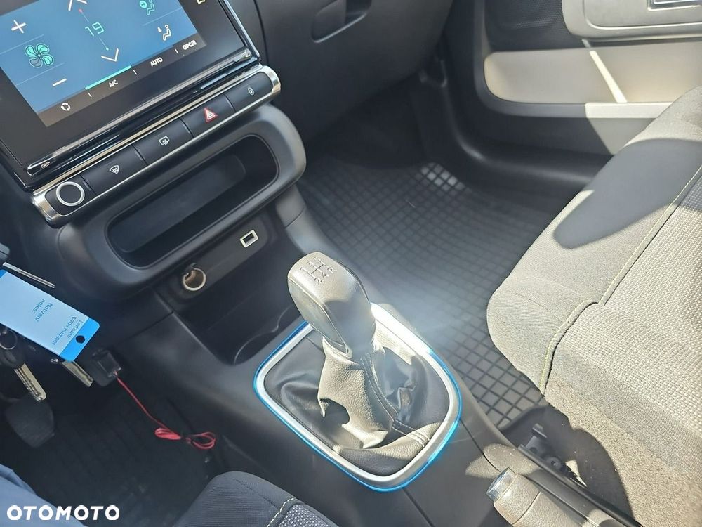 Citroën C3 1.2 PureTech Shine - 14