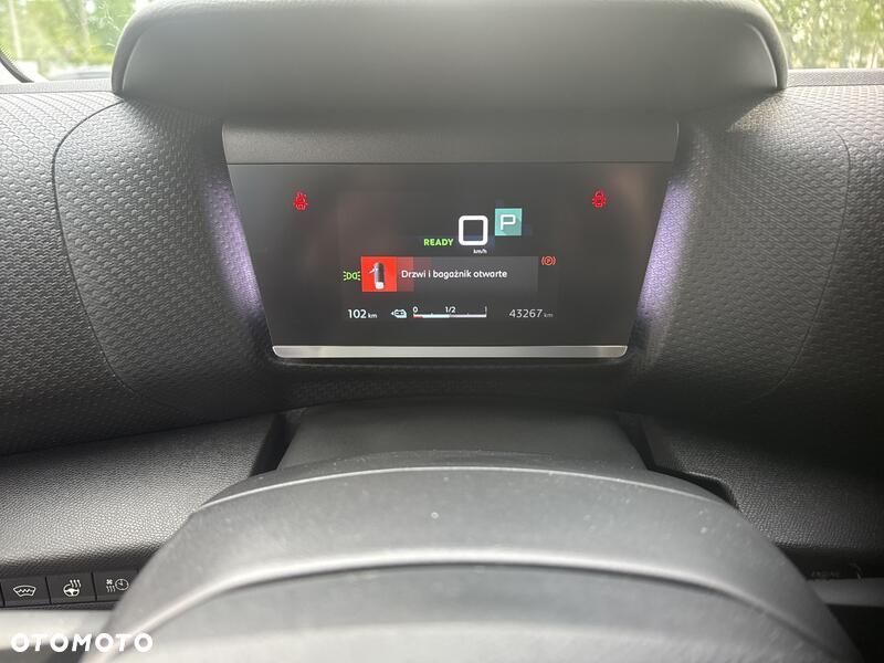 Citroën C4 EV136 50kWh Shine - 12