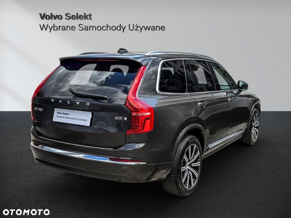 Volvo XC 90 - 9