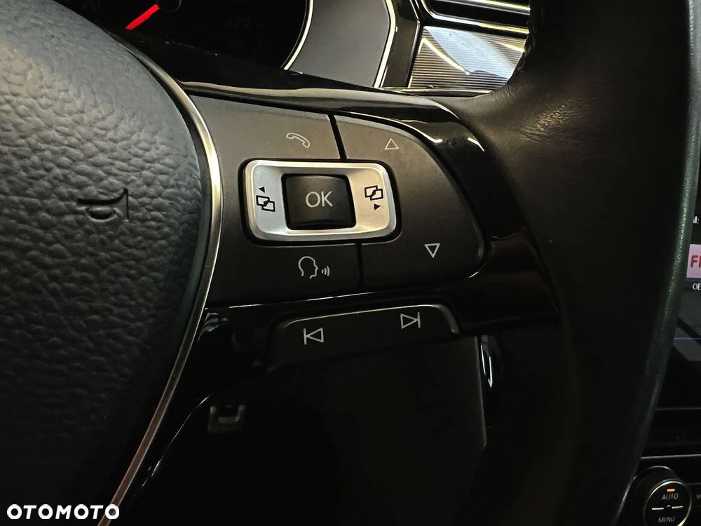 Volkswagen Arteon 2.0 TDI SCR DSG Elegance - 25