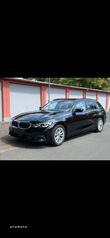 BMW Seria 3 318d