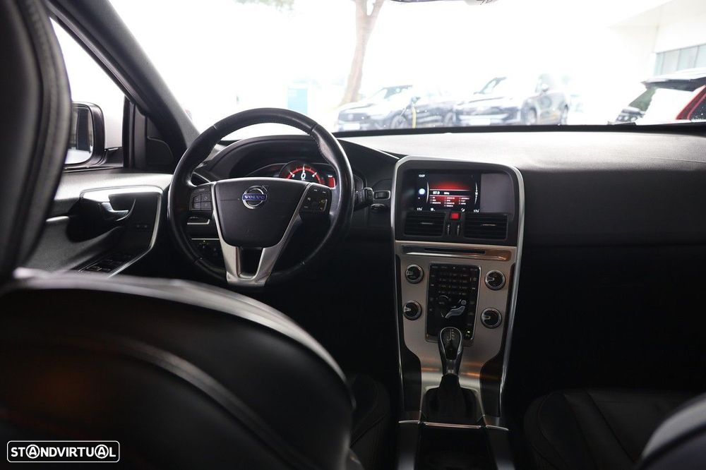 Volvo XC 60 2.0 D4 VOR Geartronic - 20