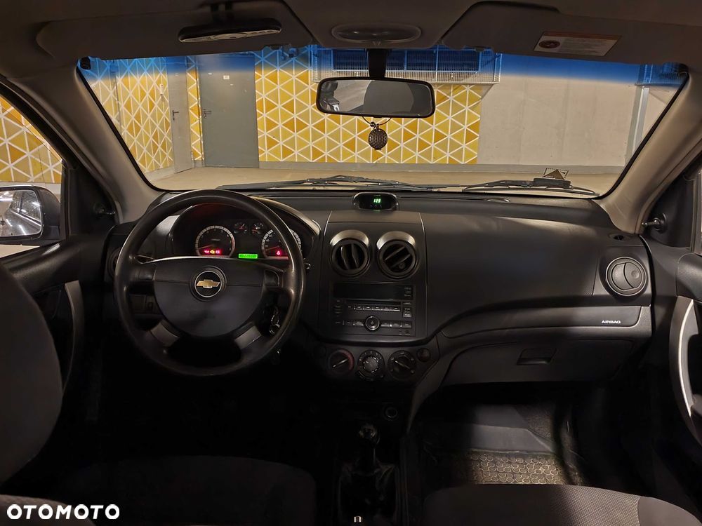 Chevrolet Aveo - 7