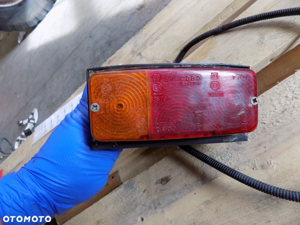 Merlo P 34.7 lampa tył lewa 077453 - 3