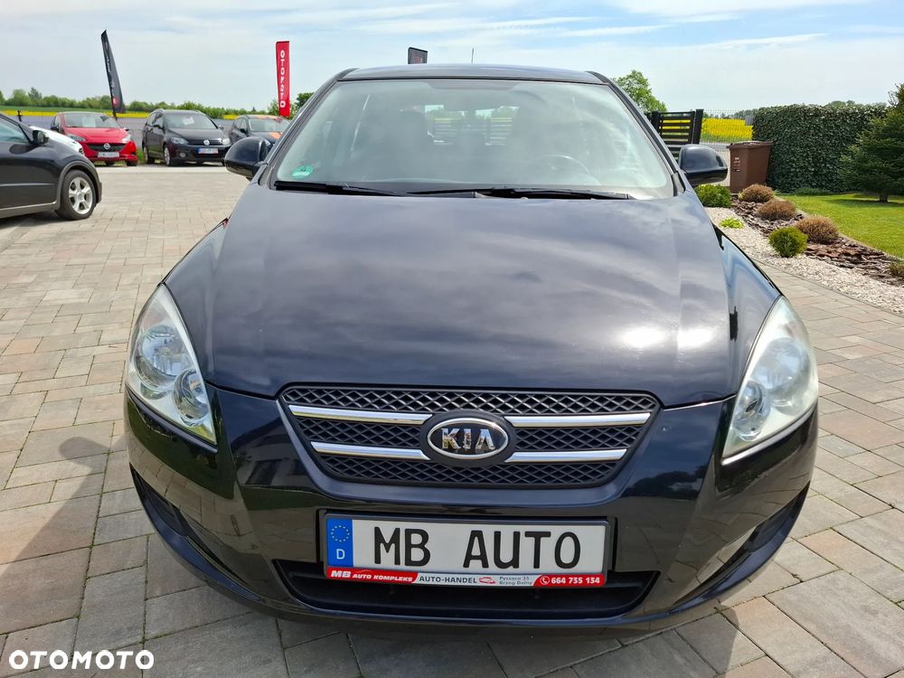 Kia Ceed 1.4 CVVT LX - 30