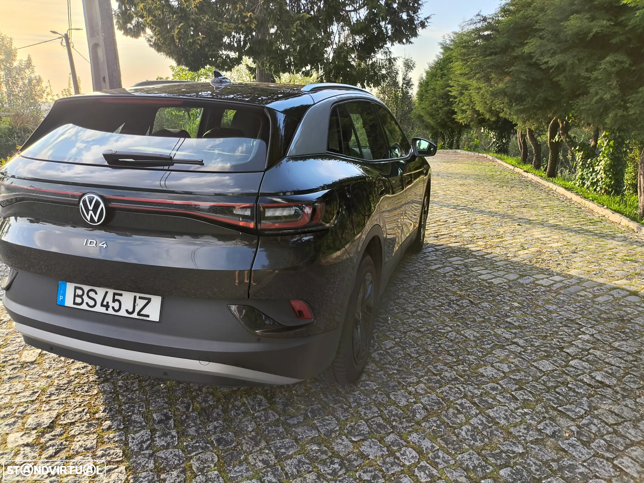 VW ID.4 52 kWh Pure - 4