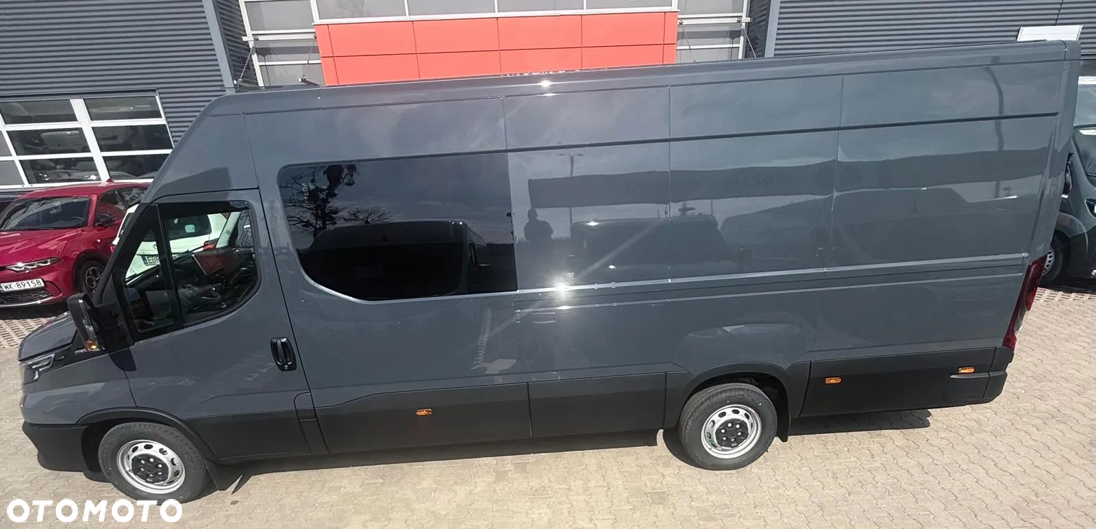 Iveco DAILY -AUTOMAT 7 OSOBOWE MAX DŁUGIE - ZABUDOWA W CENIE - 6